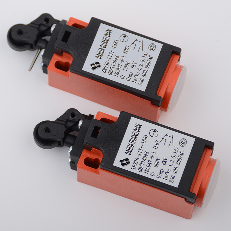 3pcs/LOT Travel Switch Escalat - огляд і ціна Travel Accessories Manufacturer