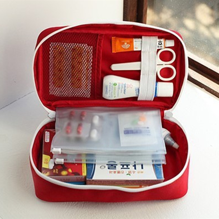 Health Medicine First Aid Kit  - огляд і ціна First Aid Travel Kit