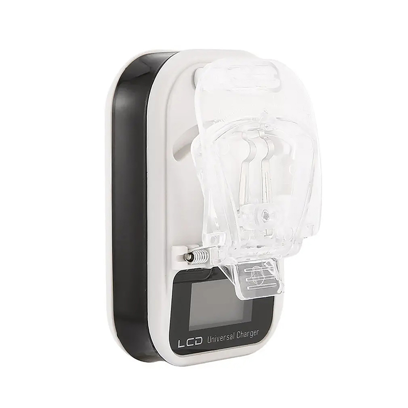 Universal Battery Charger Trav - огляд і ціна Travel Accessories Display