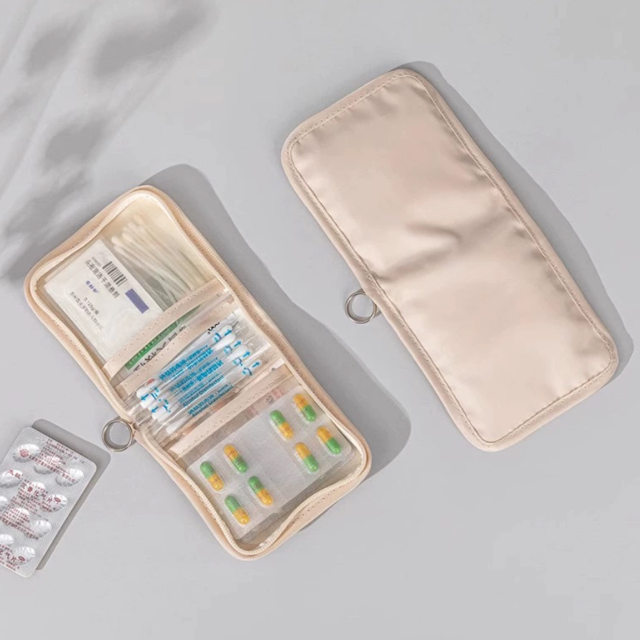 Zippered Pocket Medicine Bag O - огляд і ціна First Aid Travel Kit