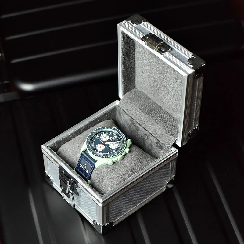 Portable Aluminum Watch Boxes  - огляд і ціна Travel Accessories Display