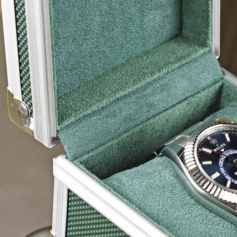 Portable Aluminum Watch Boxes  - огляд і ціна Travel Accessories Display