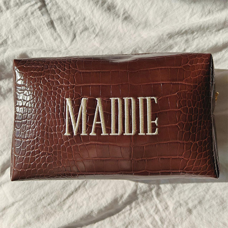 Embroidered Croc Makeup Bag Pe - огляд і ціна Travel Accessories Gift Ideas